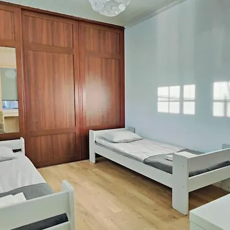 Lägenhet Tilava Ja Viihtyisae Talo