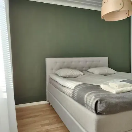 Tilava Ja Viihtyisae Talo *