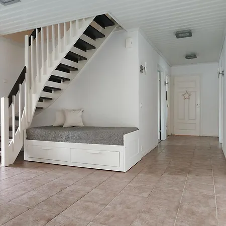 Tilava Ja Viihtyisae Talo *